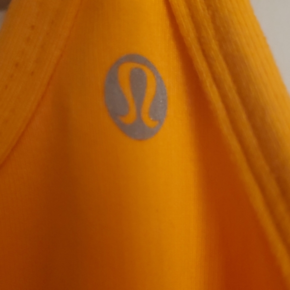 Athletic Lululemon top - Picture 3 of 3